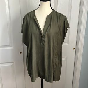 Olive green Banana Republic blouse with cap sleeves size XL